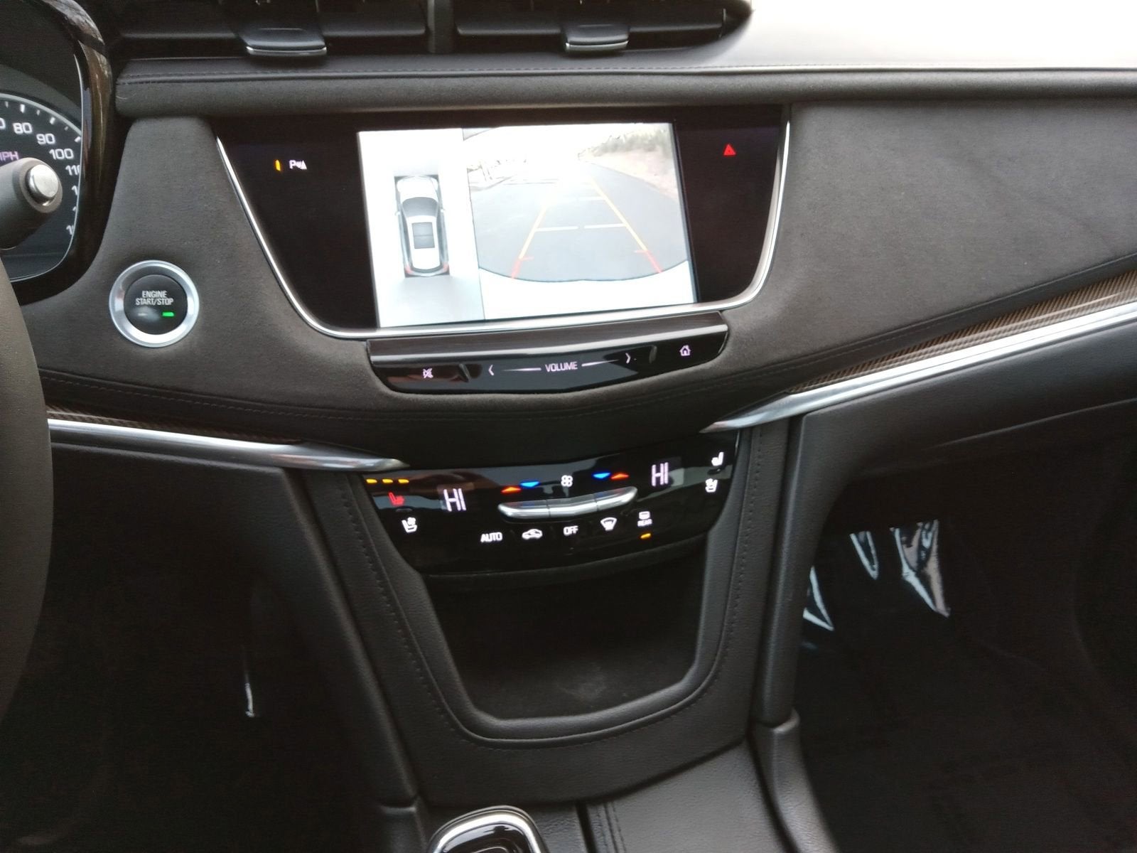 2017 Cadillac XT5 Platinum AWD