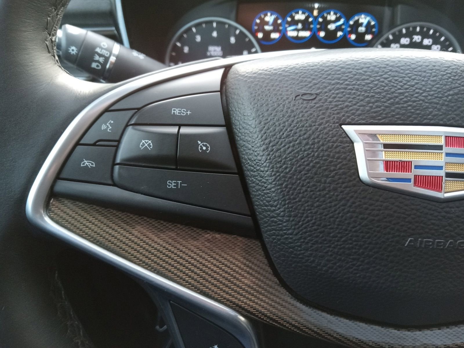 2017 Cadillac XT5 Platinum AWD