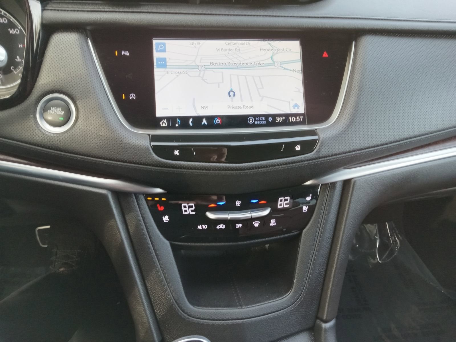 2025 Cadillac XT5 Sport