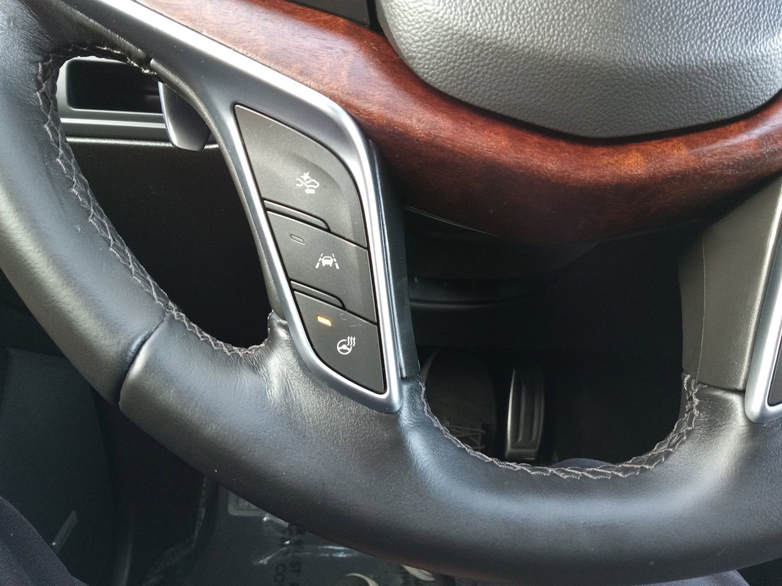 2025 Cadillac XT5 Sport