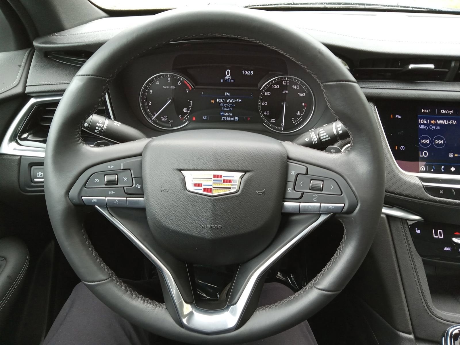 2024 Cadillac XT6 Luxury