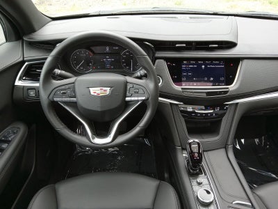 2024 Cadillac XT6 Luxury