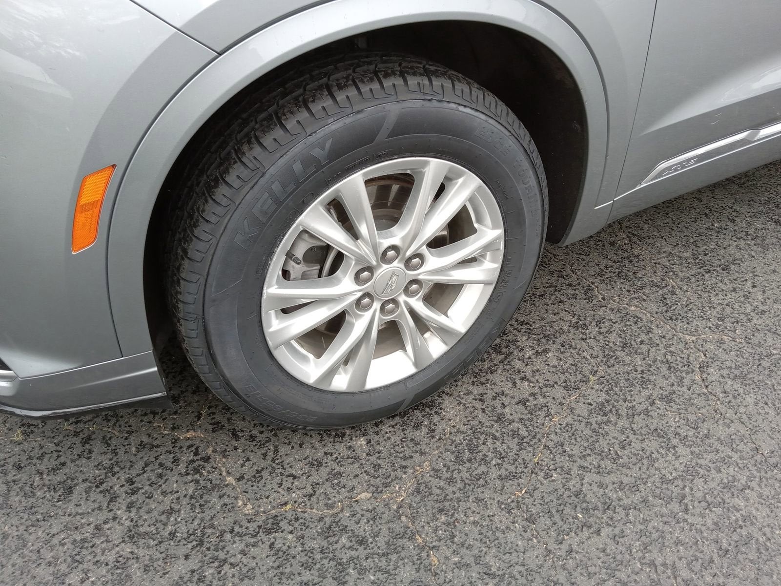 2024 Cadillac XT6 Luxury