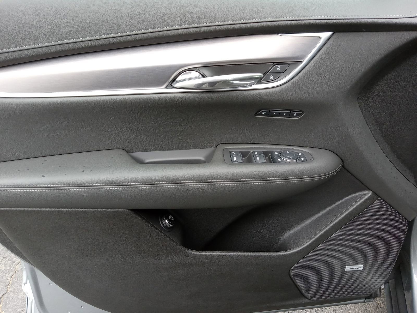 2024 Cadillac XT6 Luxury
