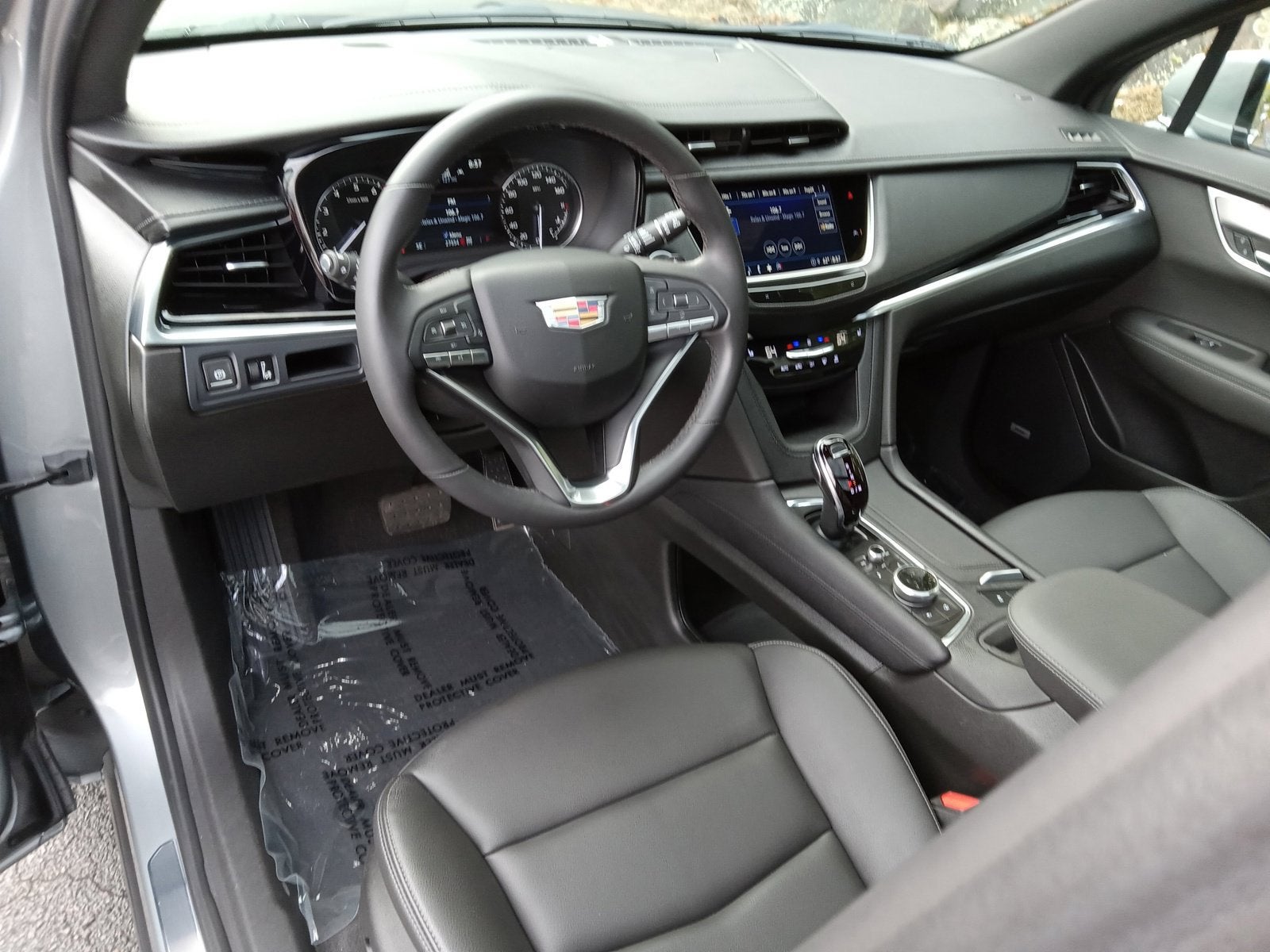 2024 Cadillac XT6 Luxury