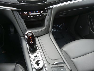 2024 Cadillac XT6 Luxury