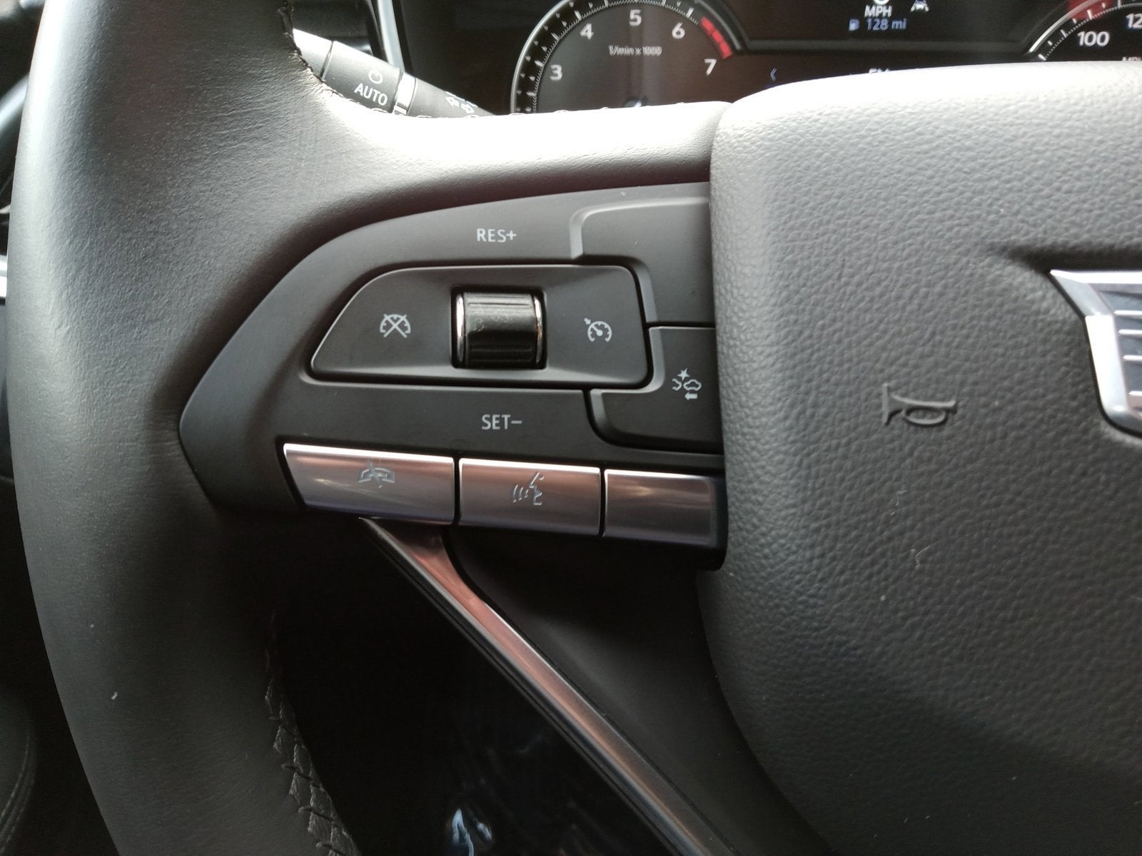 2024 Cadillac XT6 Luxury