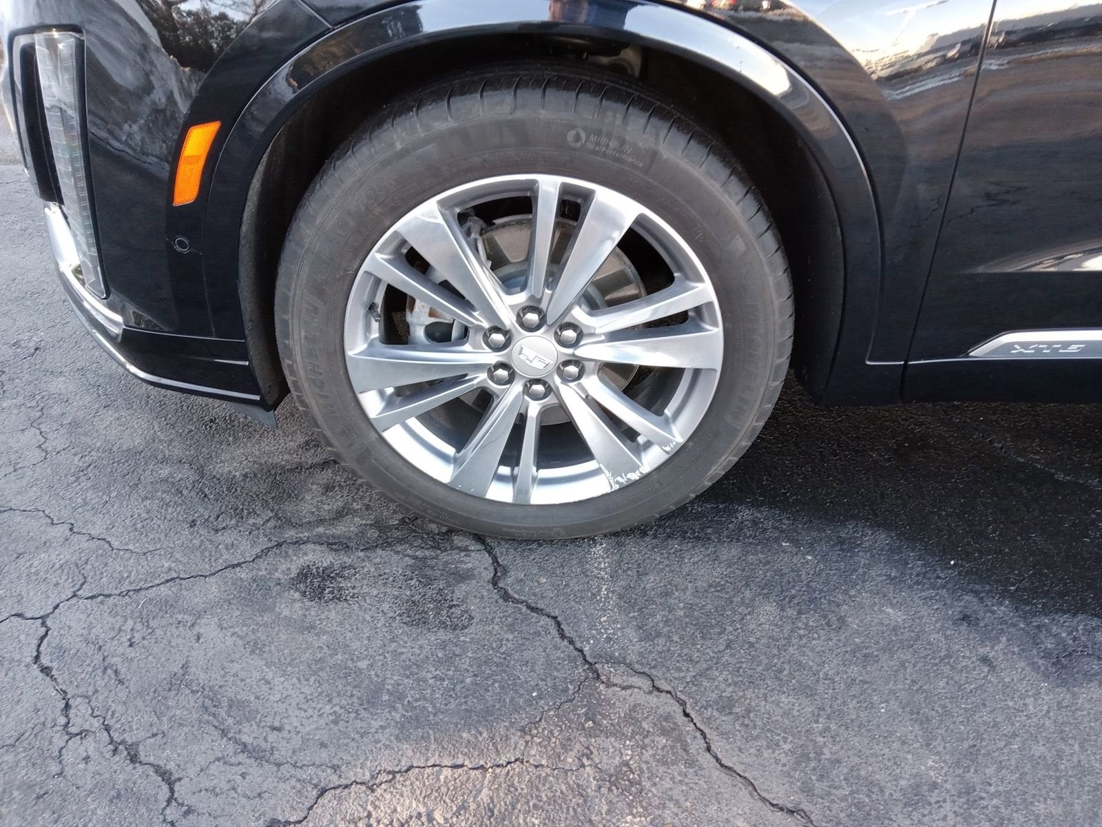 2023 Cadillac XT6 Premium Luxury