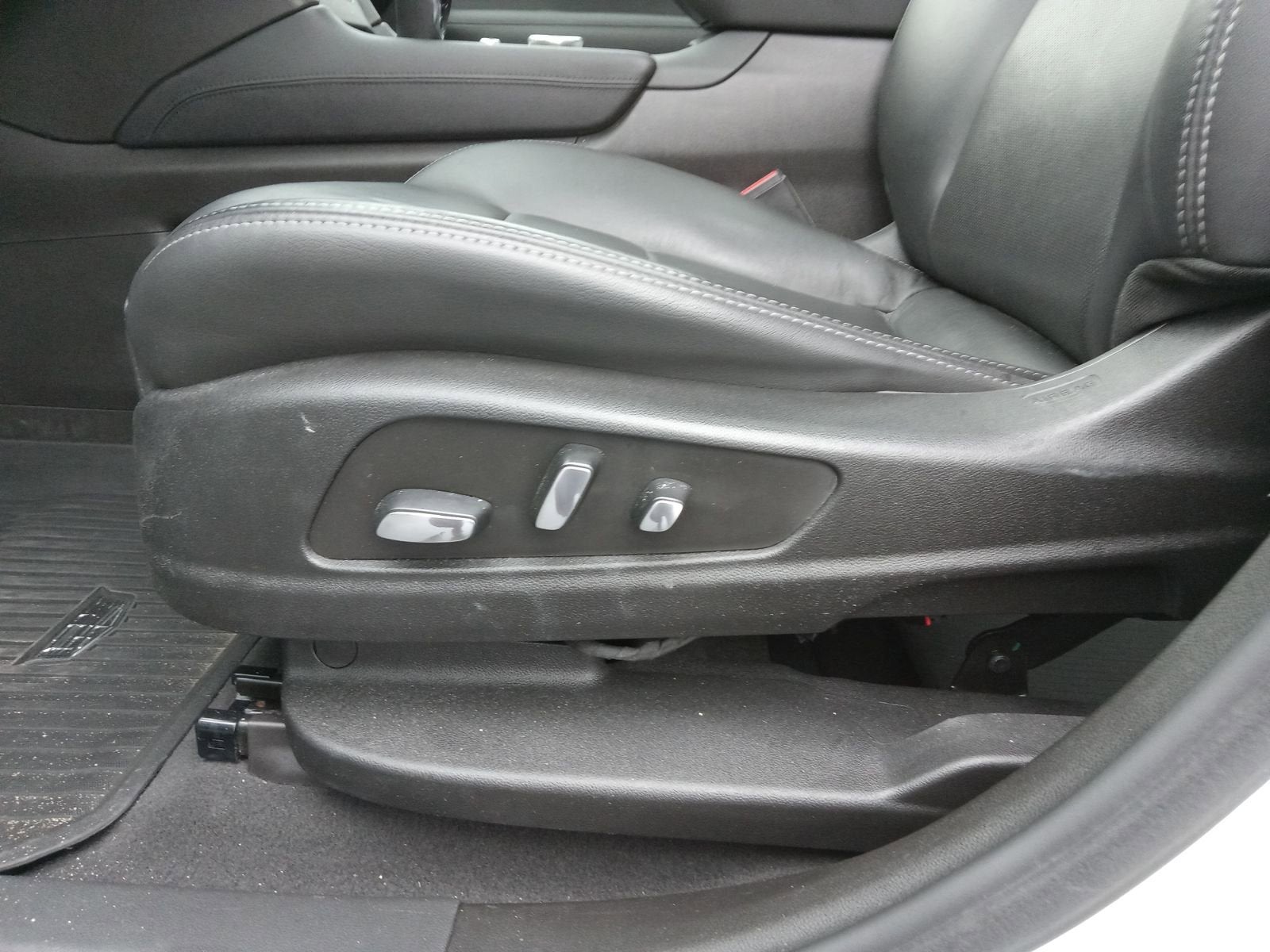 2023 Cadillac XT6 Sport