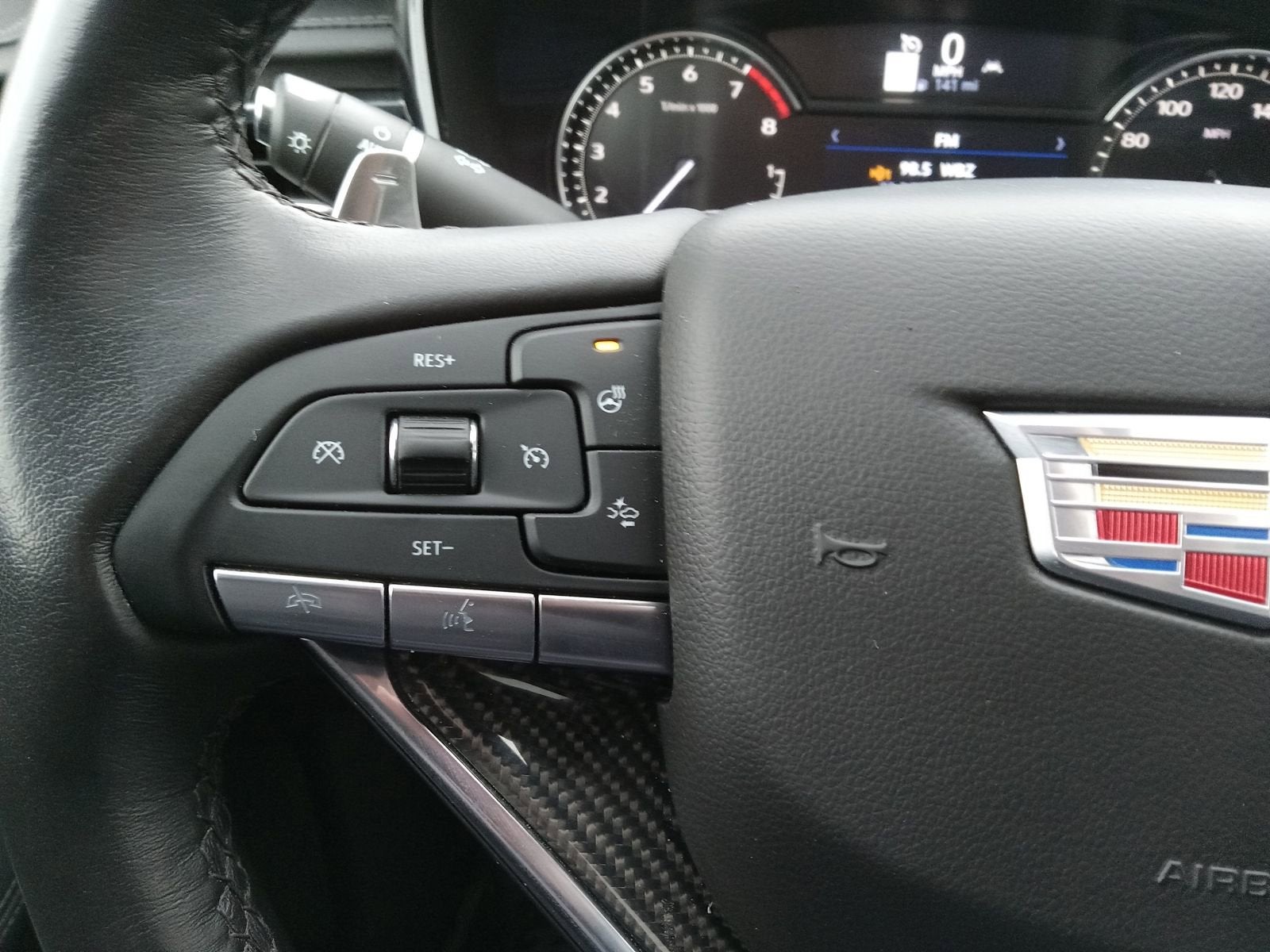 2023 Cadillac XT6 Sport