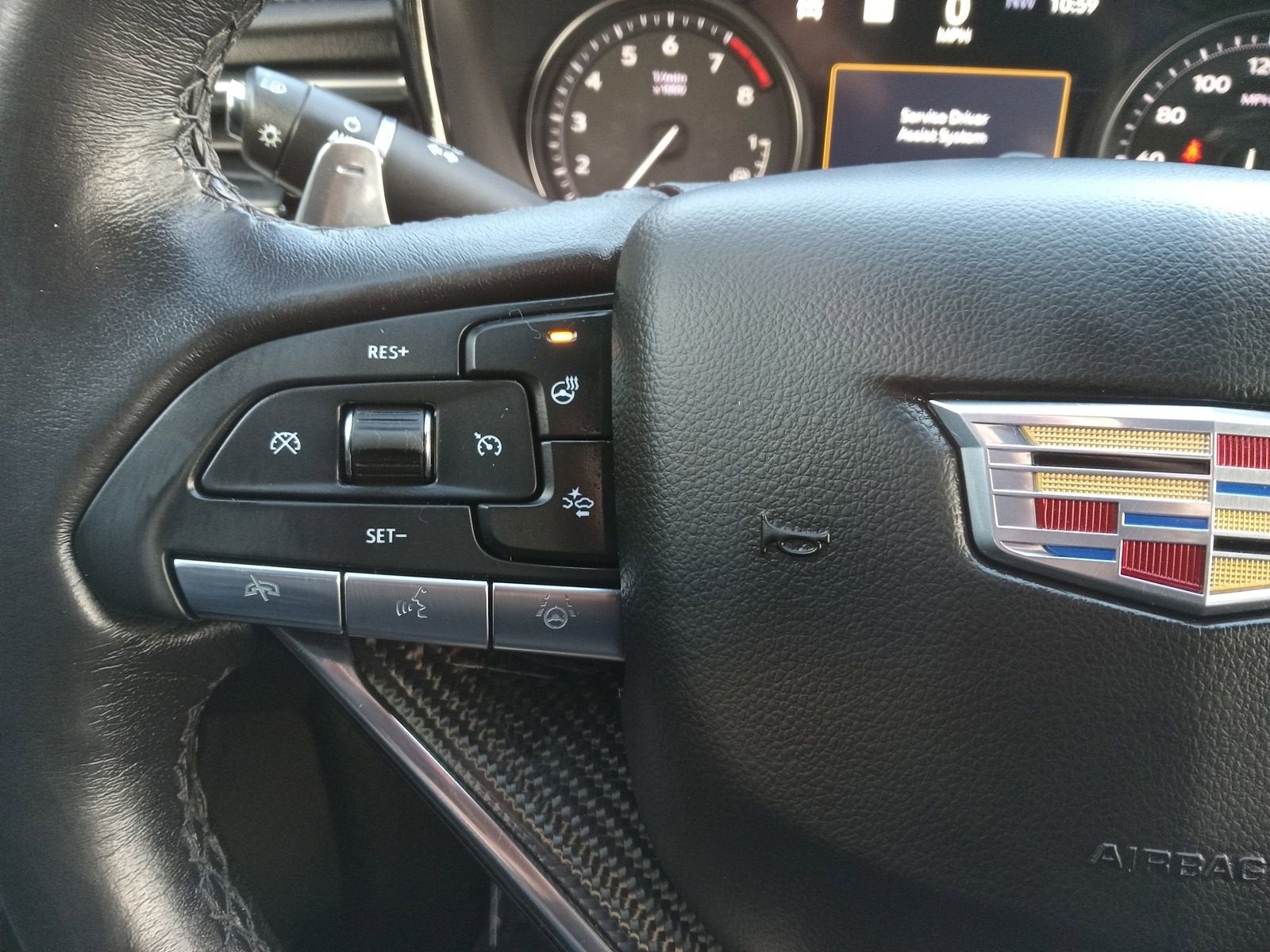 2023 Cadillac XT6 Sport