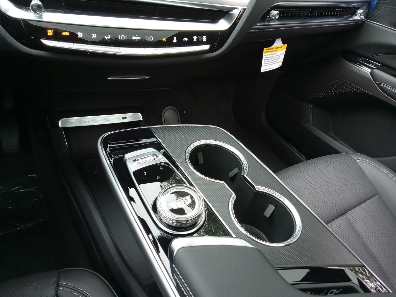 2025 Cadillac LYRIQ Sport 1