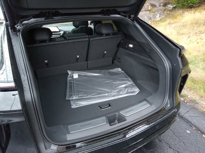 2025 Cadillac LYRIQ Sport 1