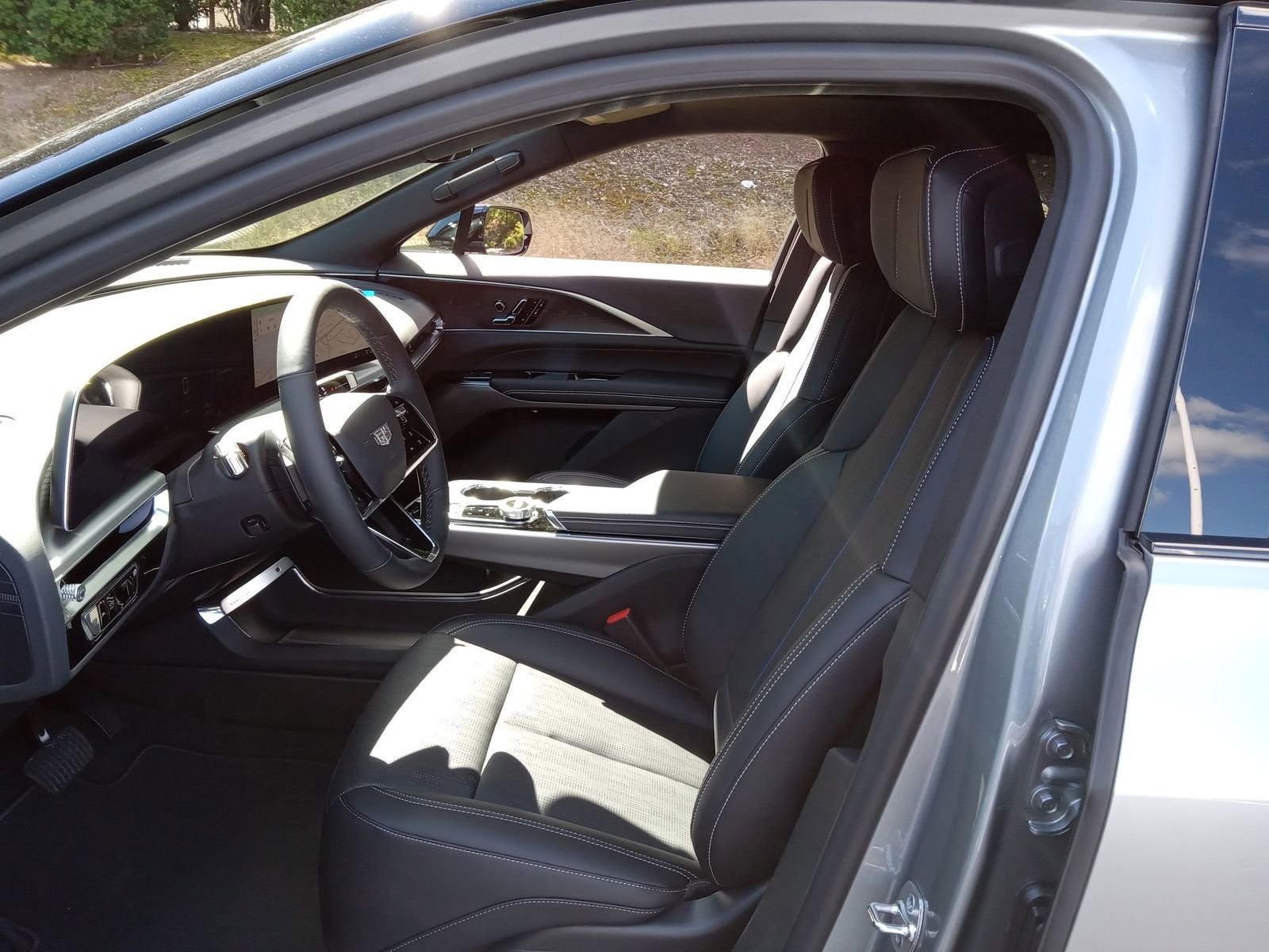 2025 Cadillac LYRIQ Sport 1