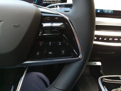 2025 Cadillac LYRIQ Sport 1