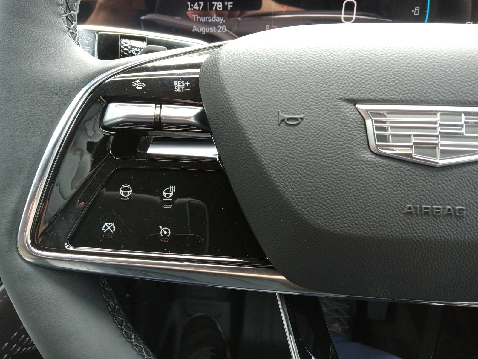 2026 Cadillac LYRIQ Sport