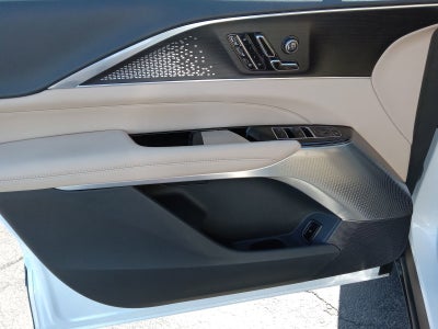 2024 Cadillac LYRIQ Sport 3