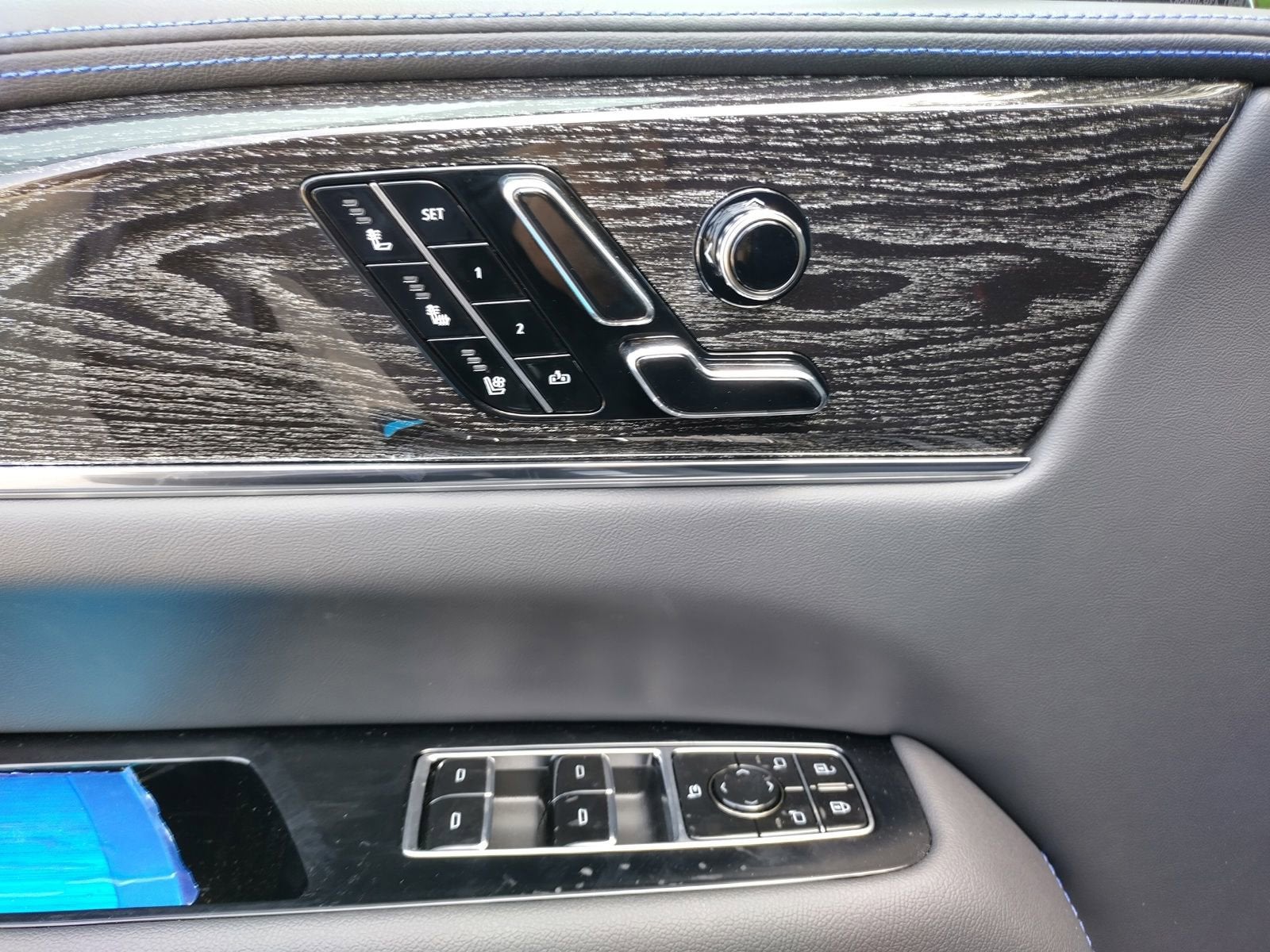 2026 Cadillac ESCALADE IQL Luxury