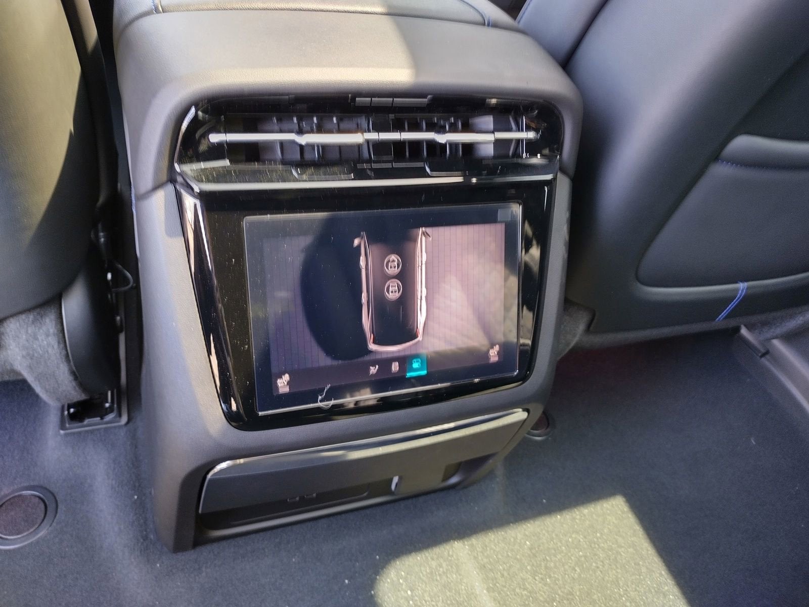 2026 Cadillac ESCALADE IQL Luxury