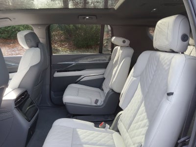 2026 Cadillac ESCALADE IQL Sport