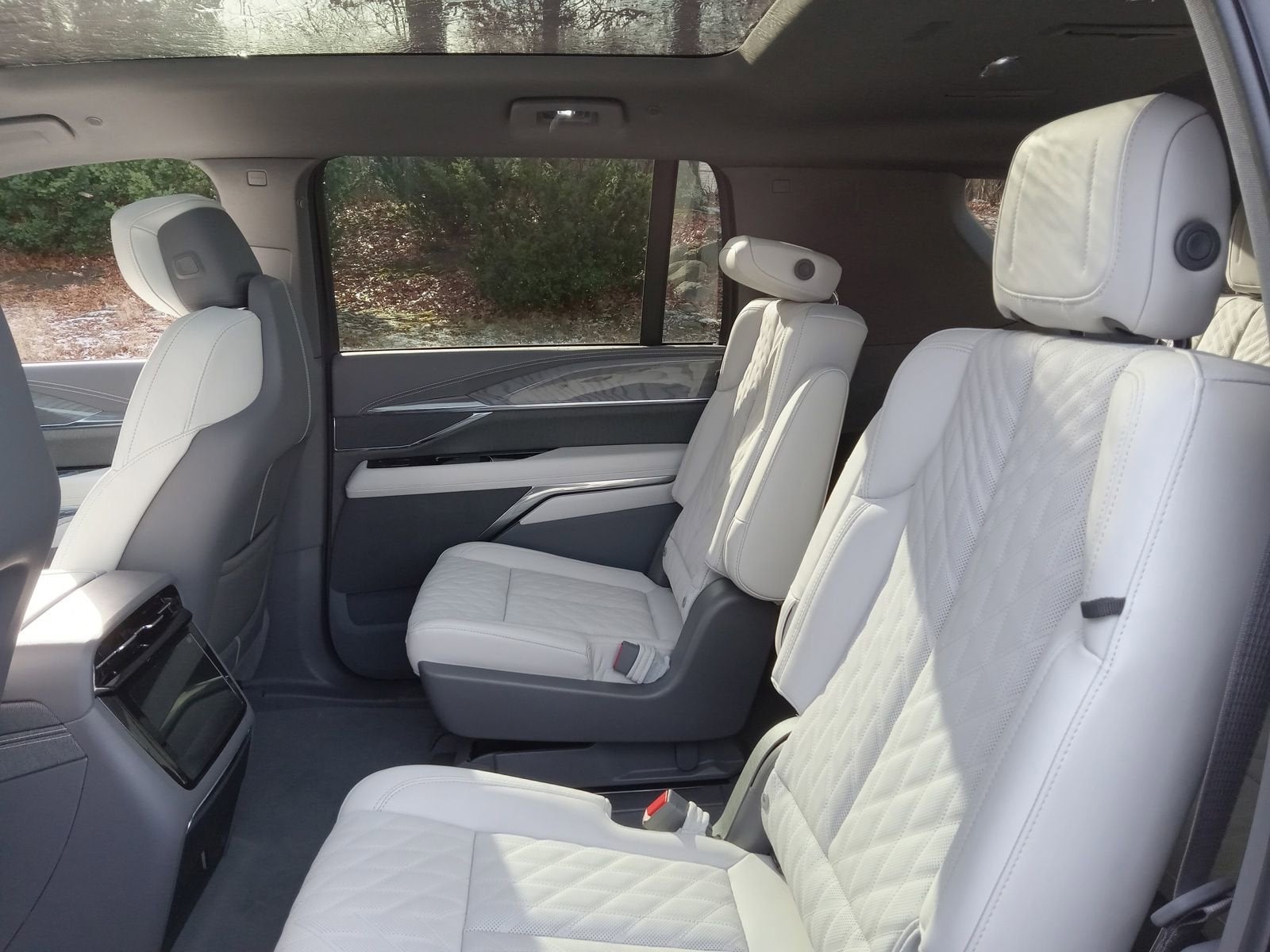 2026 Cadillac ESCALADE IQL Sport