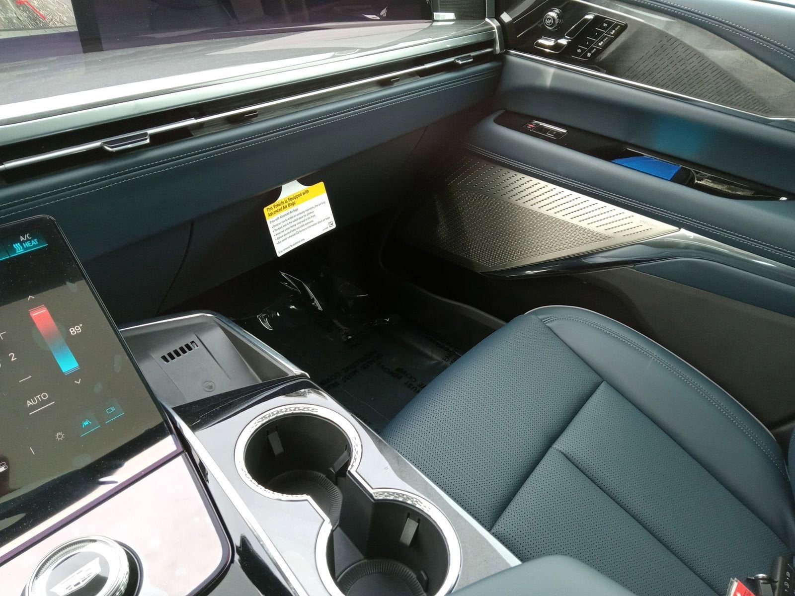 2026 Cadillac ESCALADE IQL Premium Sport