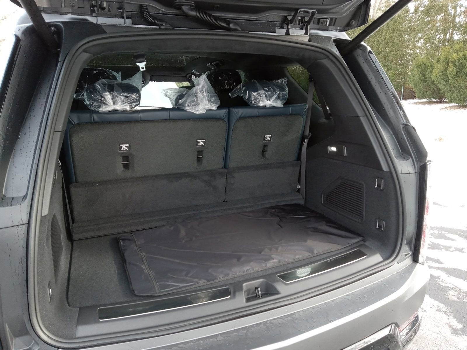 2026 Cadillac ESCALADE IQL Premium Sport