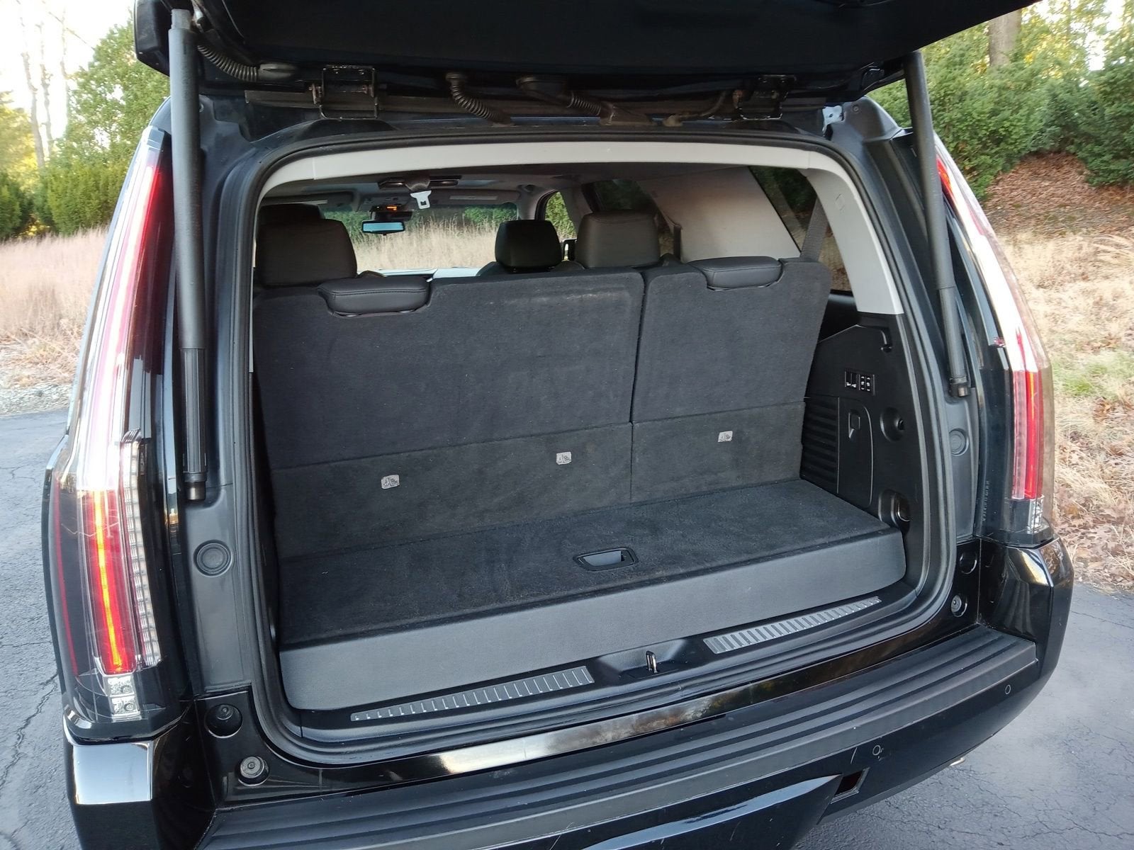 2020 Cadillac Escalade Luxury