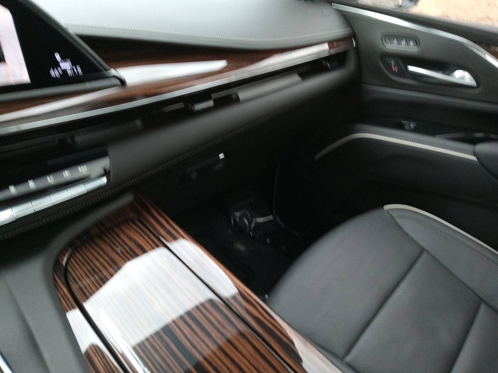 2024 Cadillac Escalade Premium Luxury