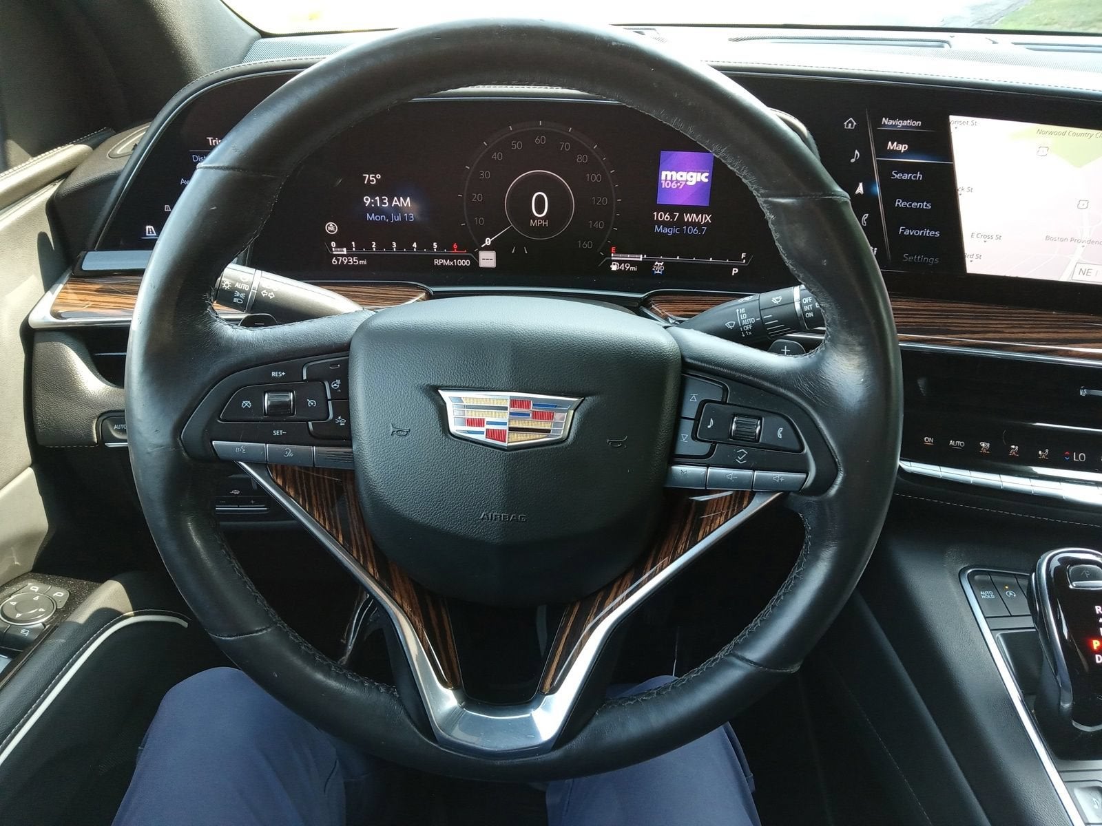 2021 Cadillac Escalade Premium Luxury