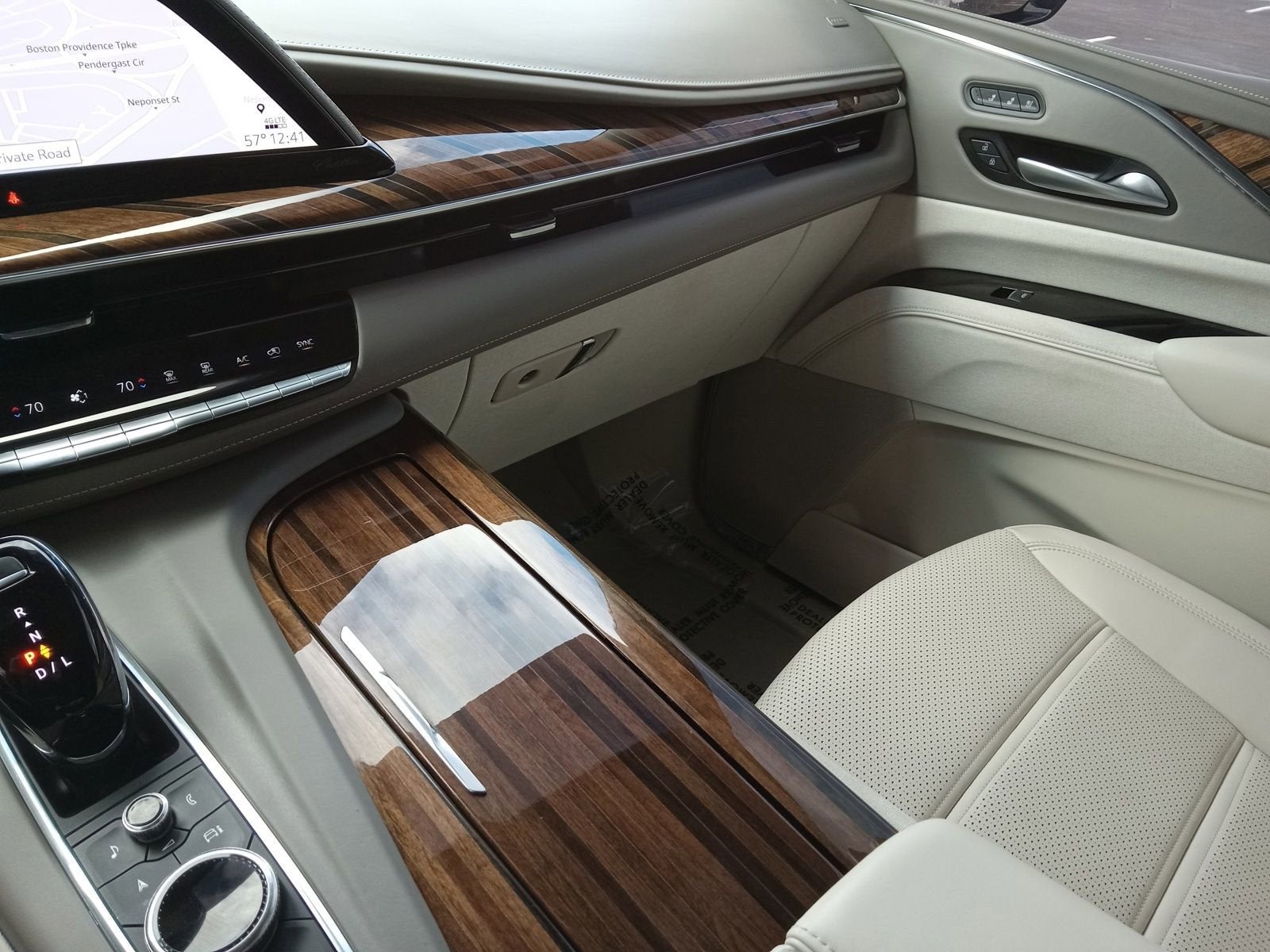 2023 Cadillac Escalade Premium Luxury Platinum