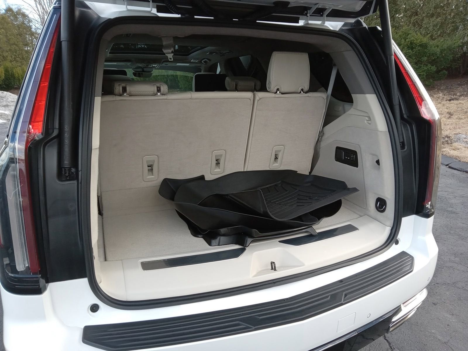 2023 Cadillac Escalade Premium Luxury Platinum