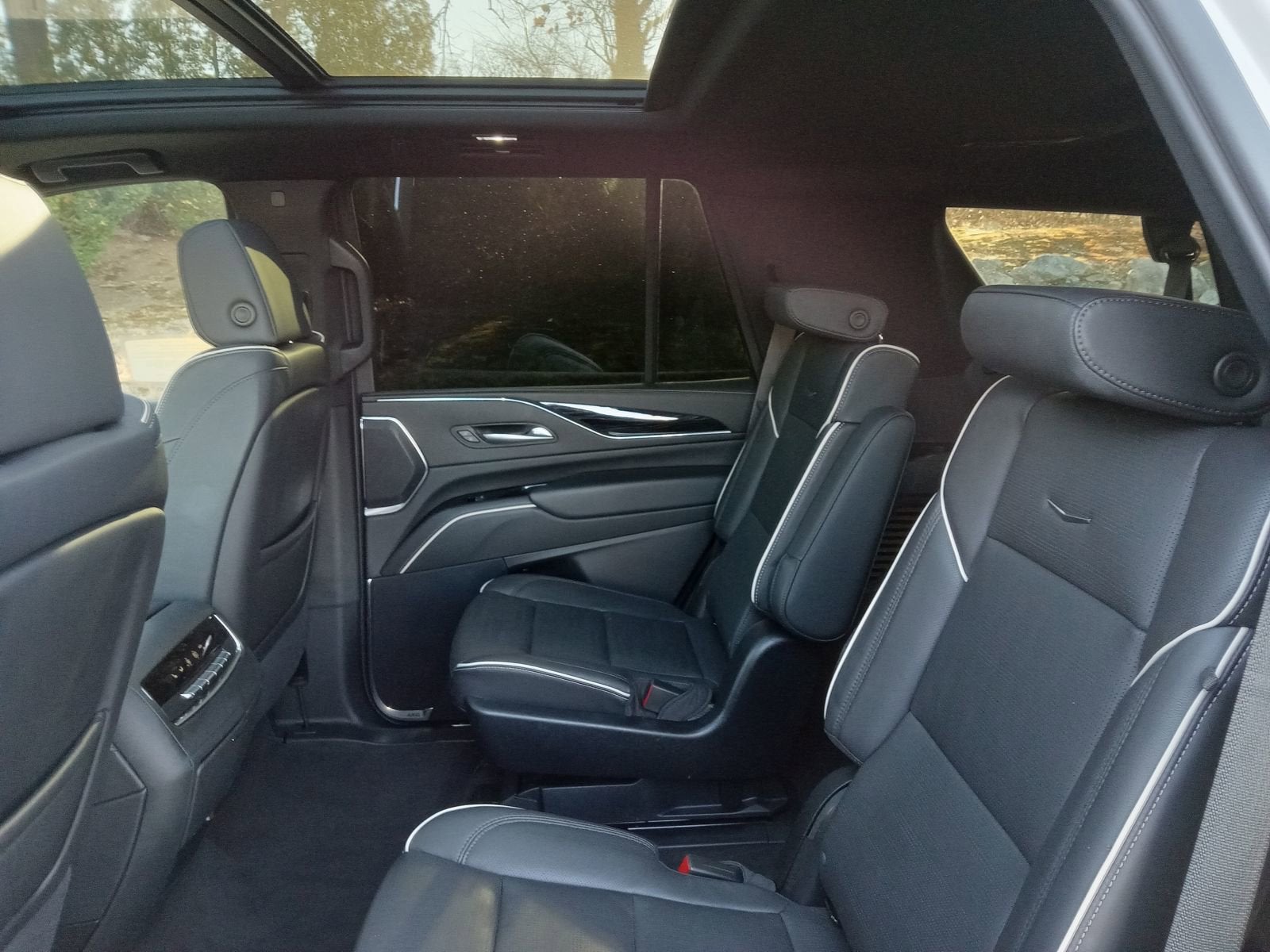 2024 Cadillac Escalade Sport