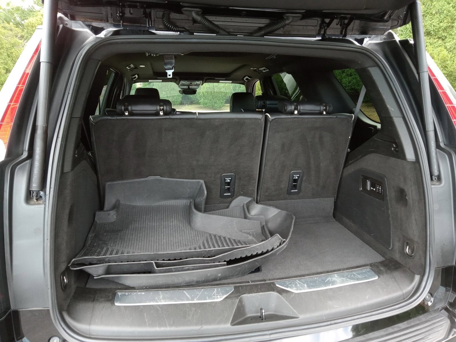2023 Cadillac Escalade 4WD Sport