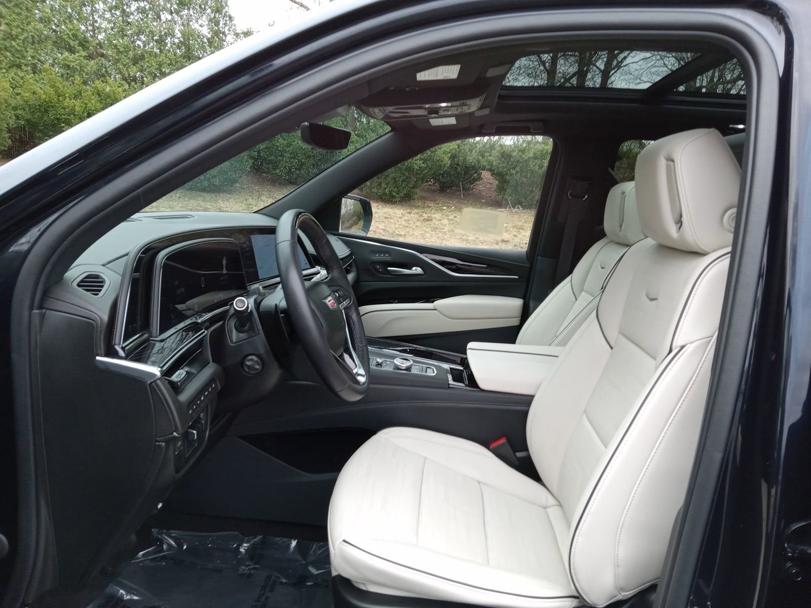2023 Cadillac Escalade Sport