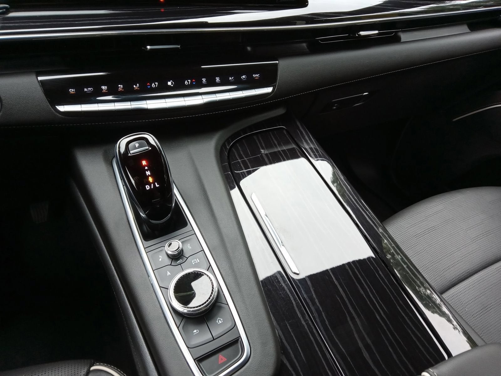 2022 Cadillac Escalade Sport