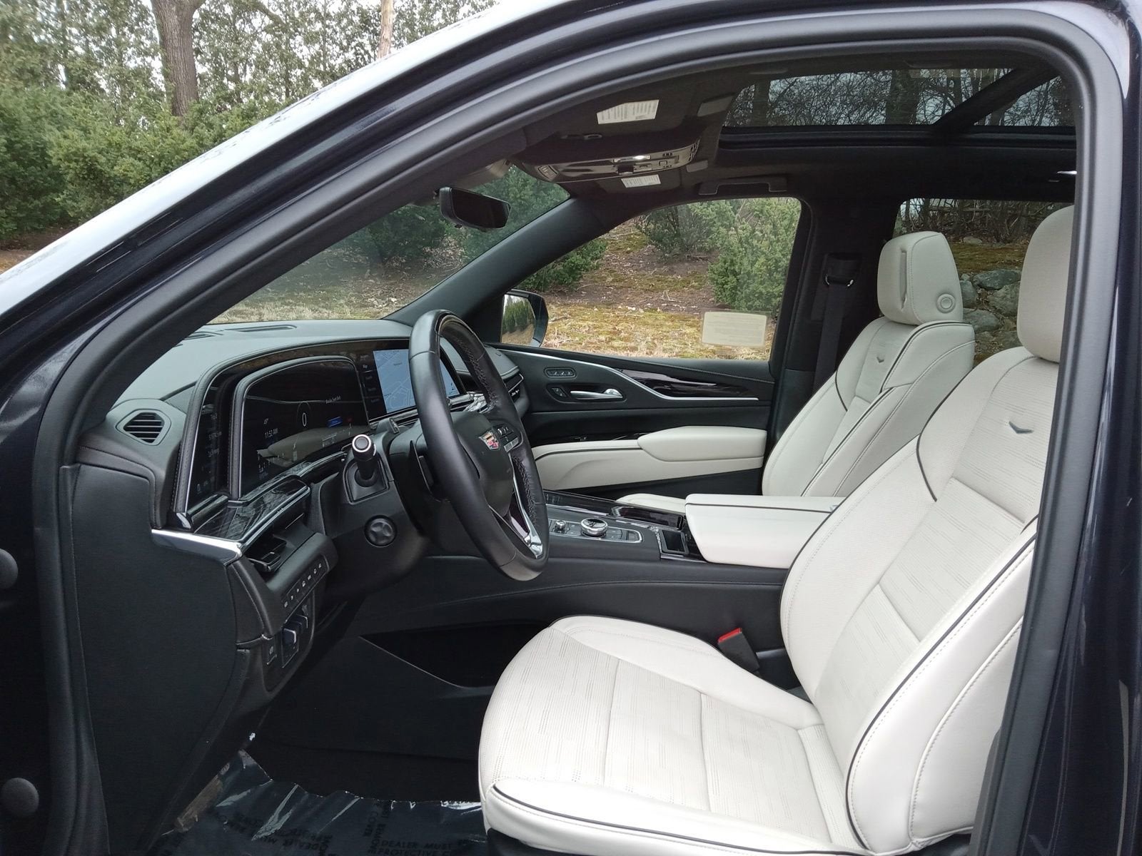 2023 Cadillac Escalade Sport