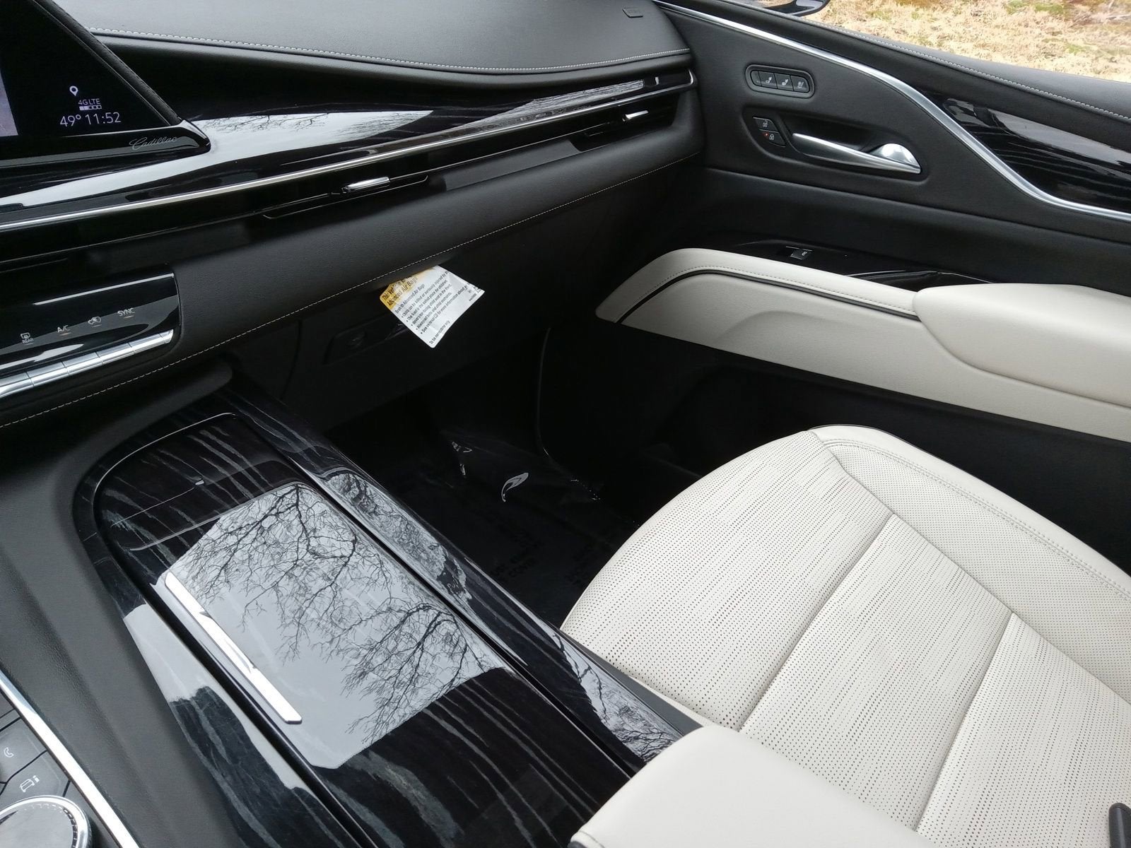 2023 Cadillac Escalade Sport