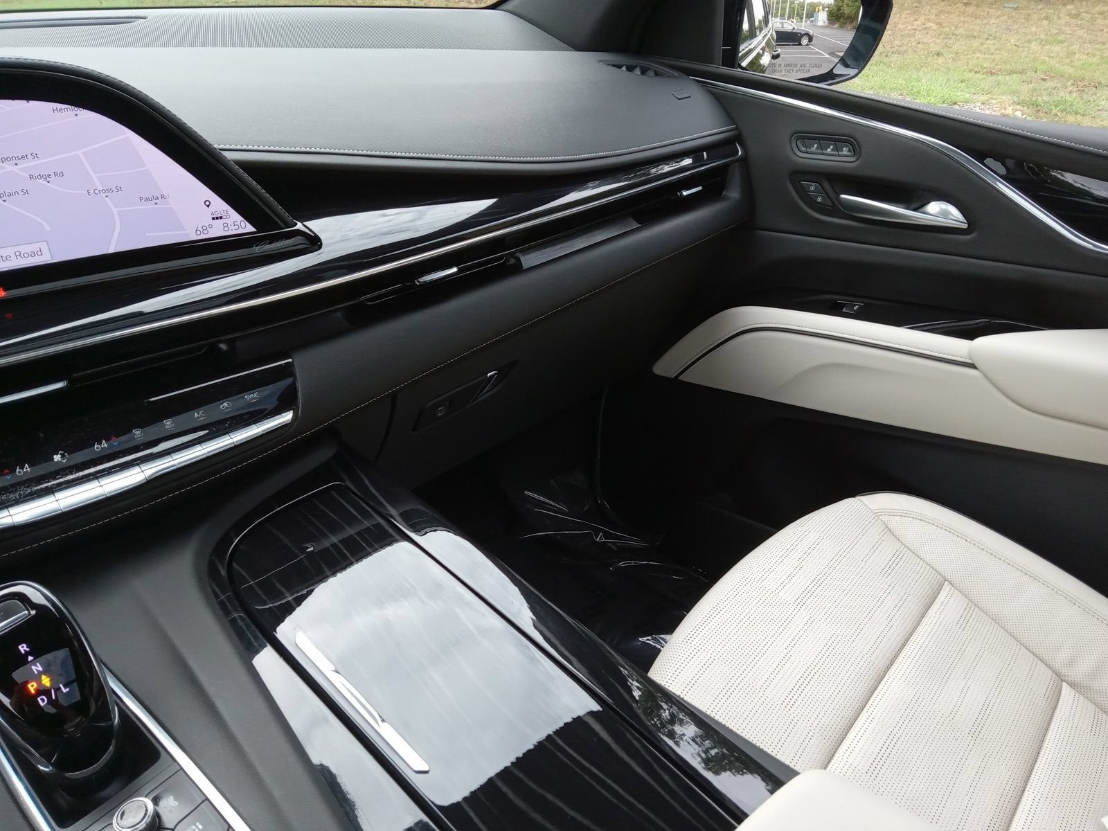 2023 Cadillac Escalade 4WD Sport