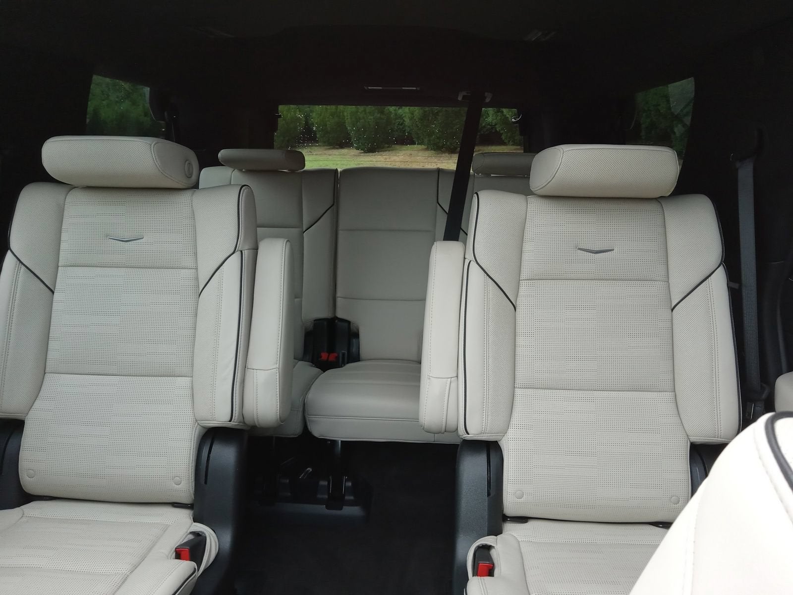 2023 Cadillac Escalade 4WD Sport