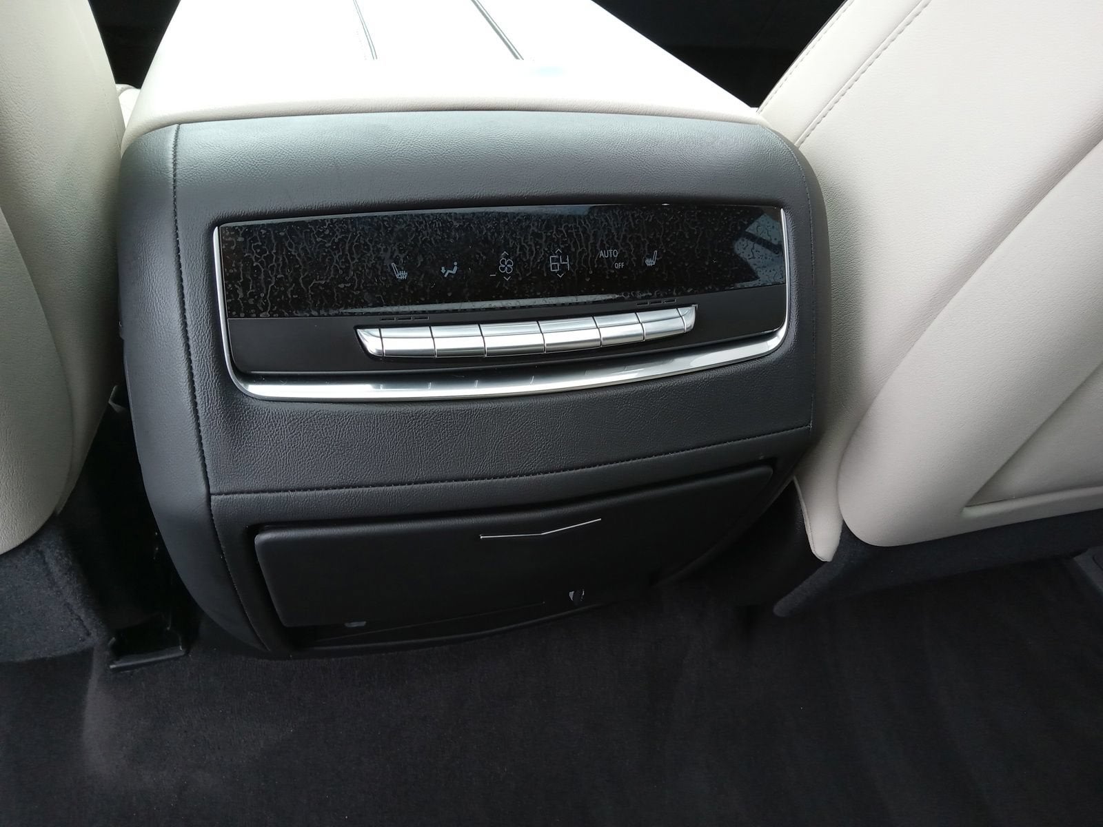 2023 Cadillac Escalade 4WD Sport