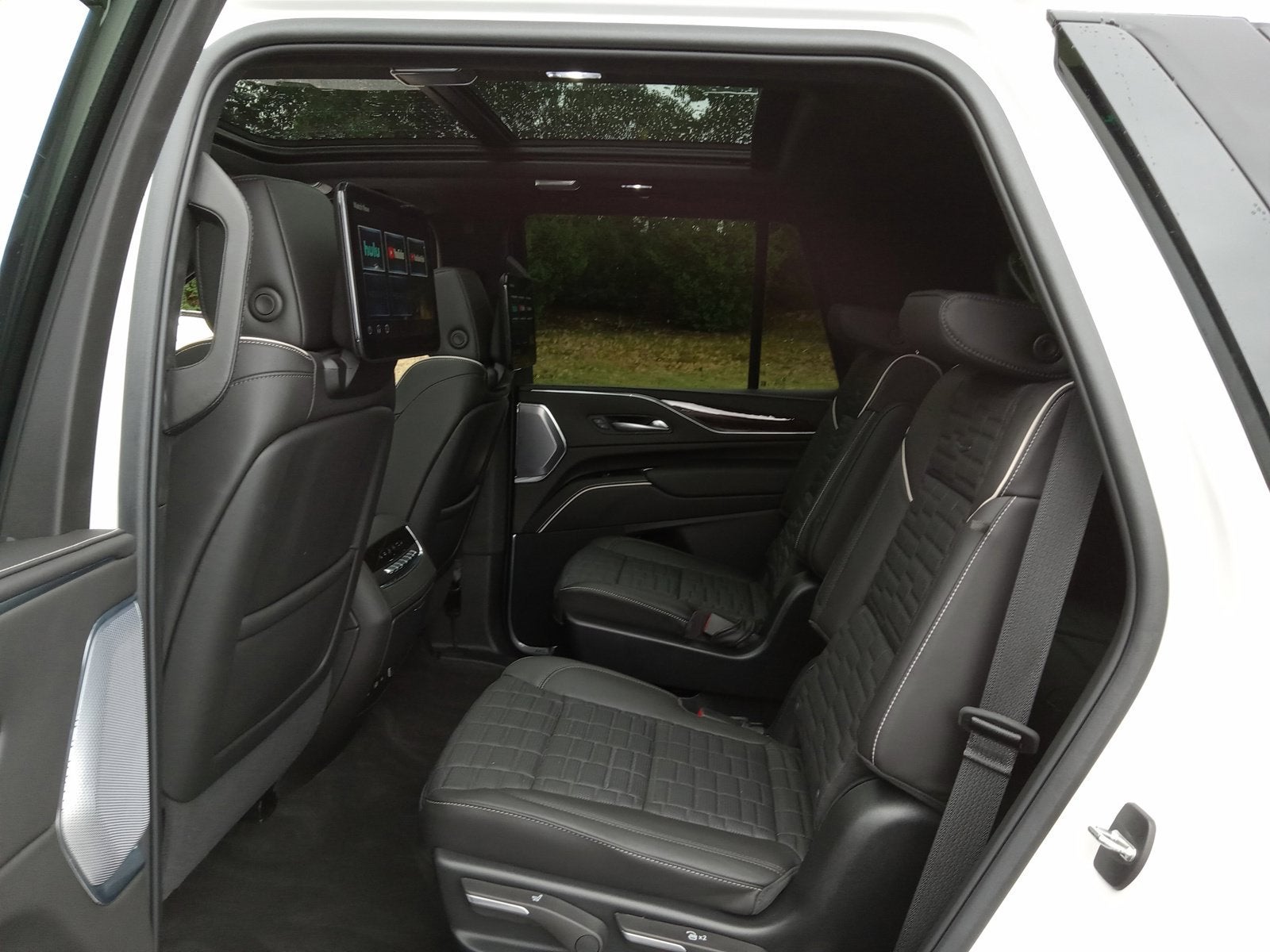 2024 Cadillac Escalade Sport Platinum