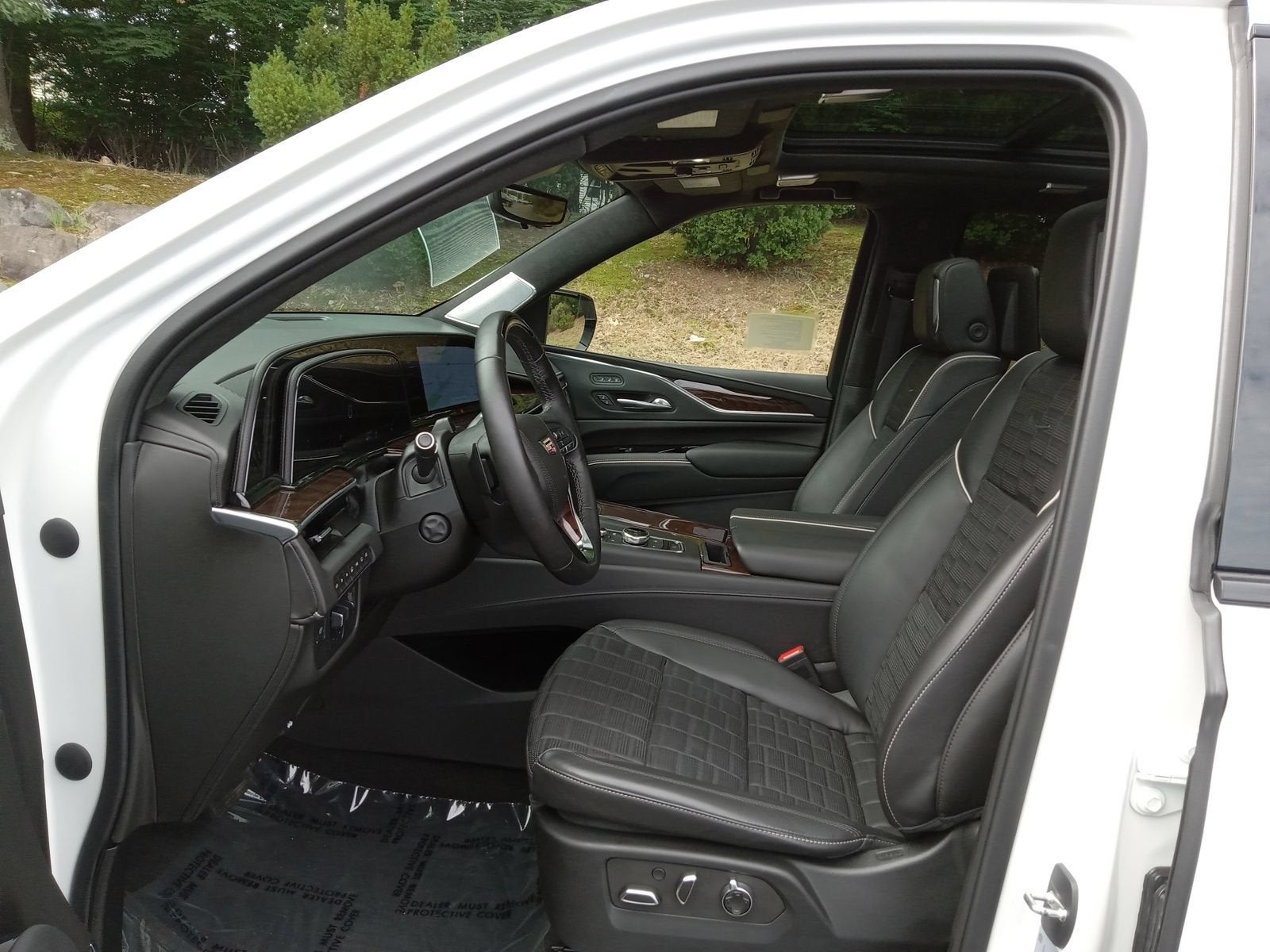 2023 Cadillac Escalade 4WD Sport Platinum