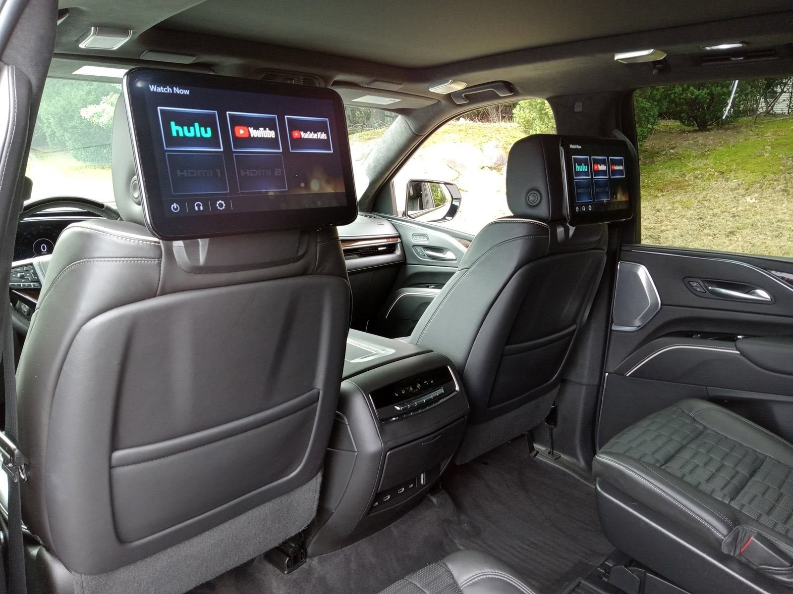 2023 Cadillac Escalade 4WD Sport Platinum