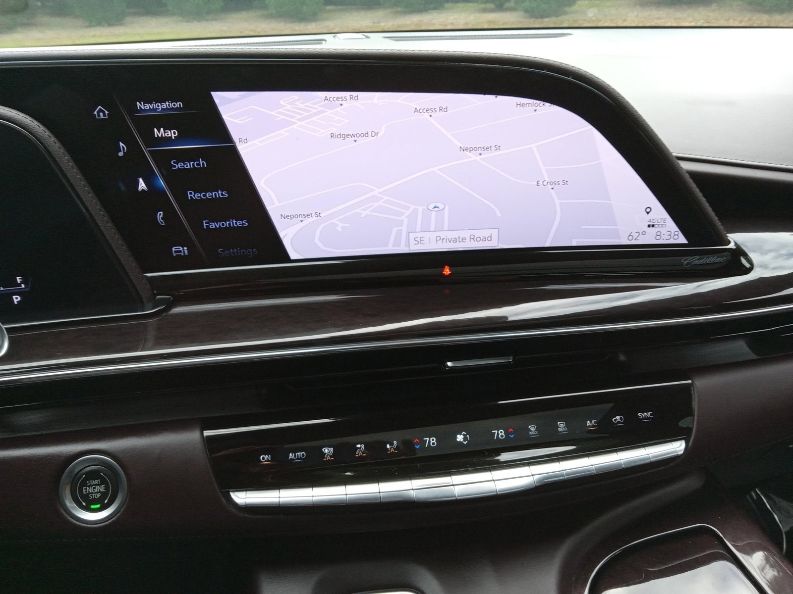 2023 Cadillac Escalade 4WD Sport Platinum