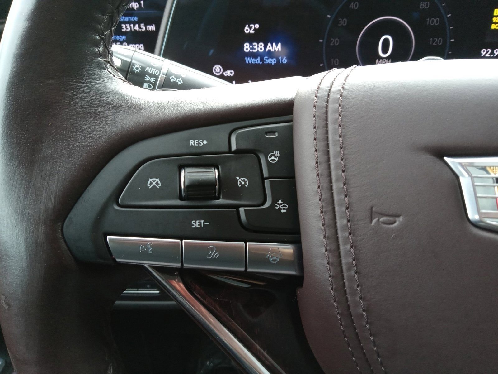 2023 Cadillac Escalade 4WD Sport Platinum