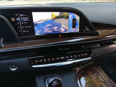 2023 Cadillac Escalade ESV 4WD Luxury