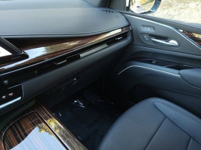 2023 Cadillac Escalade ESV 4WD Luxury
