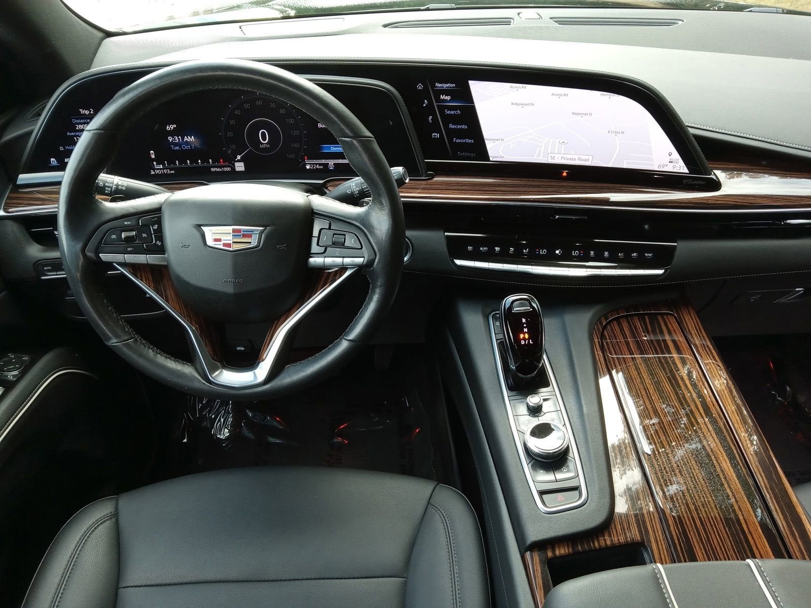 2021 Cadillac Escalade ESV Luxury