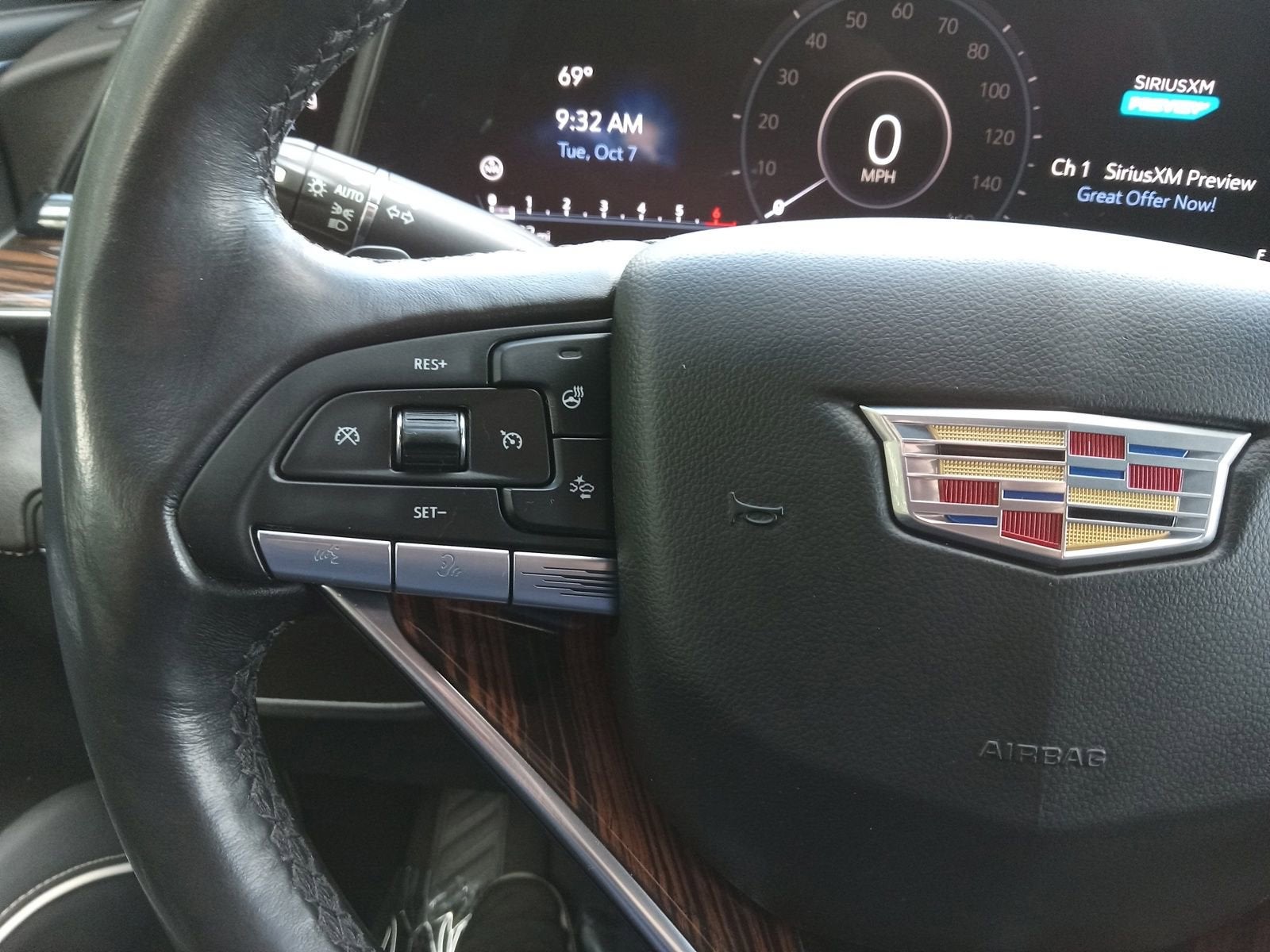 2021 Cadillac Escalade ESV Luxury